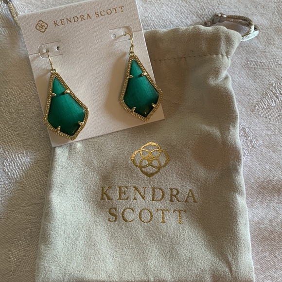 Kendra Scott Alex earrings in cat’s eye/gold - Picture 4 of 4
